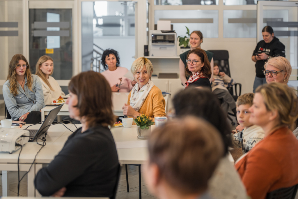 54933840055_fa905732ef_k