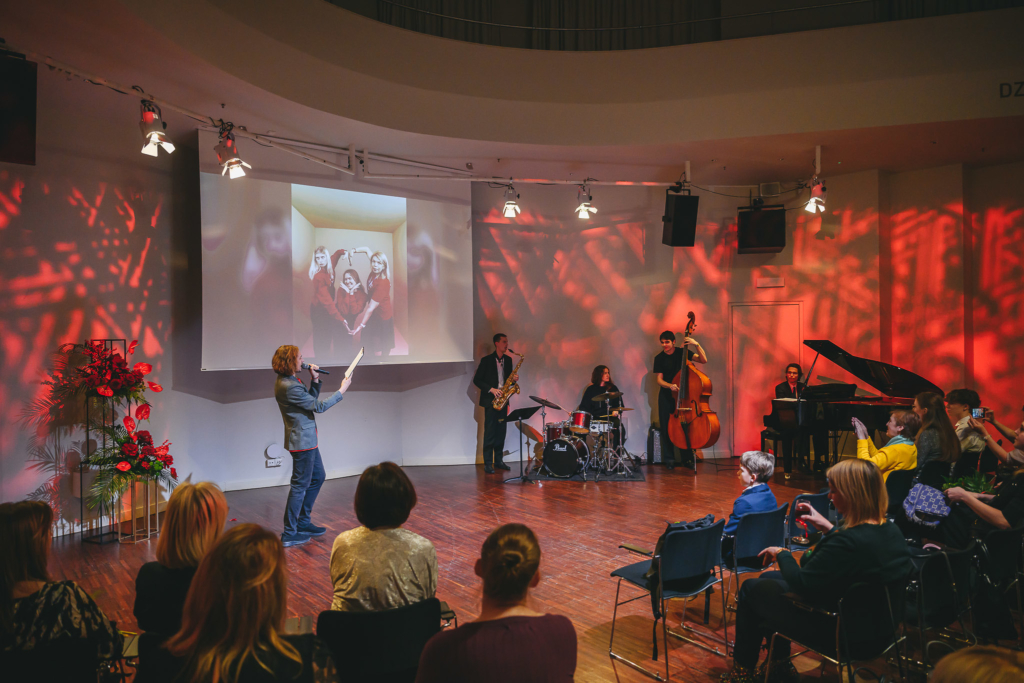 54969977117_bca429e7b9_k