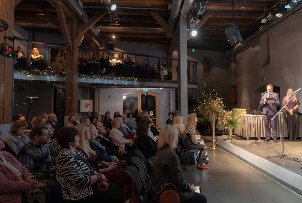 54971268076_3a8ff8a006_h