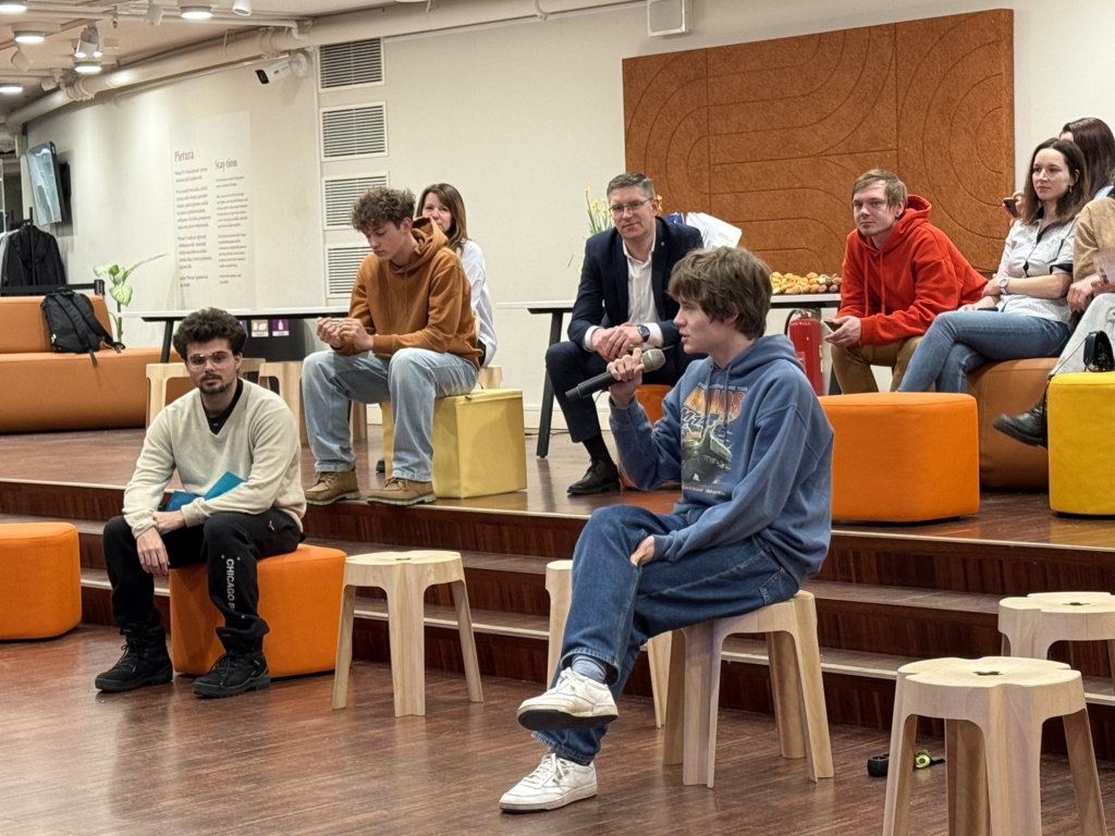 55117361591_f3d708e992_k