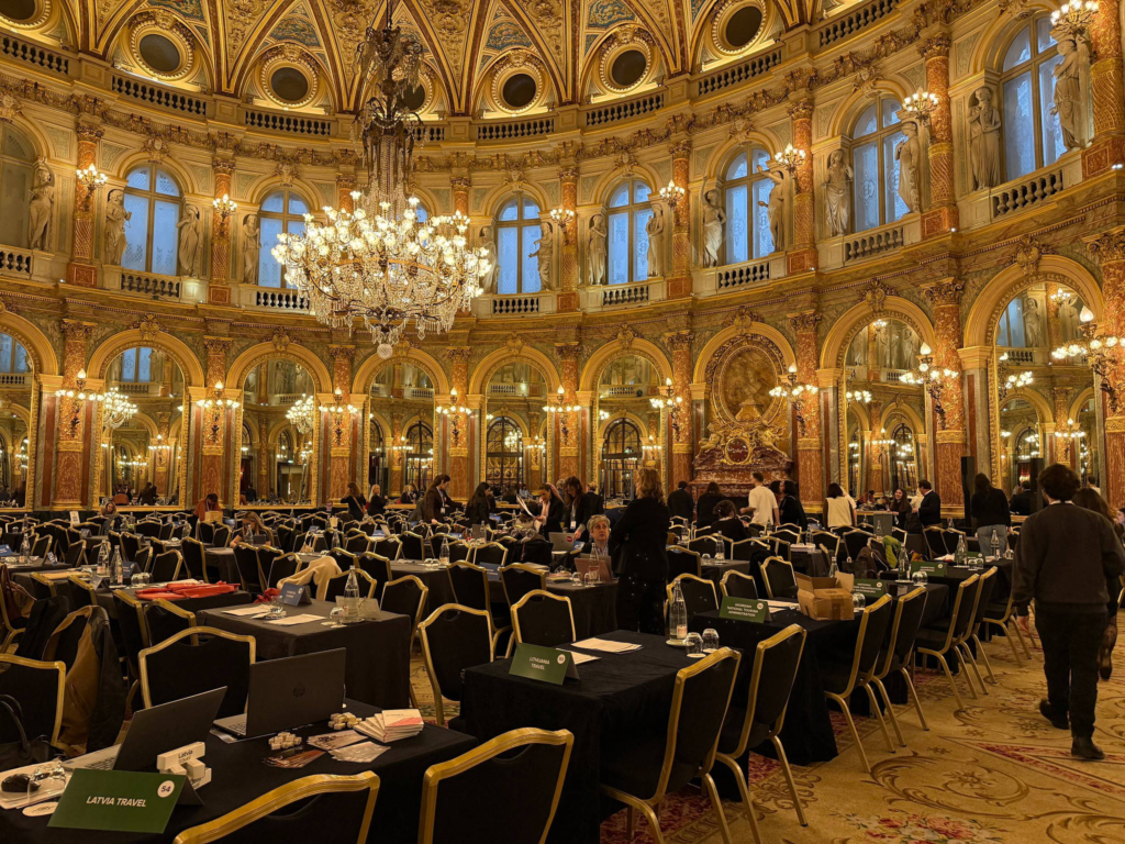 55142910049_156a3a01d6_k (1)