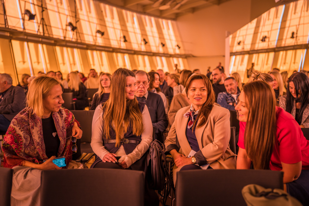 55165919581_7d12b8b9a4_k