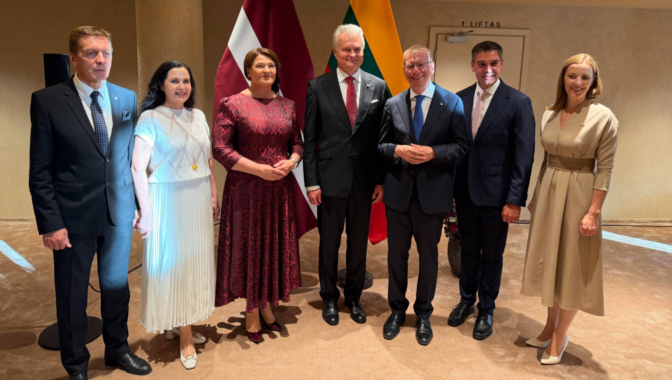 Valsts prezidents Edgars Rinkēvičs Lietuvas vizītes noslēgumā aicina uz Liepāju