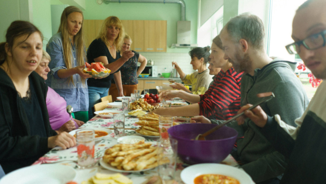 Z. Mauriņa Summer School. Meeting with artist Eva Vēvere at her residency in Rucava