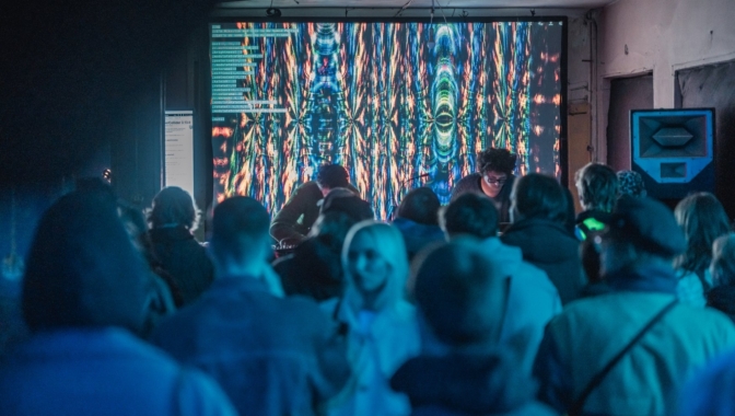 Ballīte. Reivs. Audiovizuālās dejas