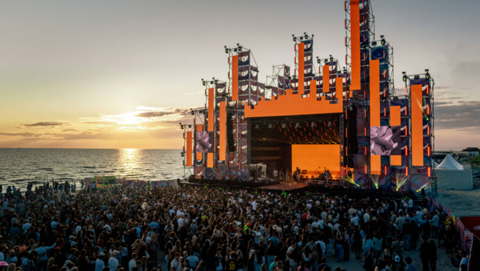 Programma “Rokam roku” festivālā “Summer Sound”
